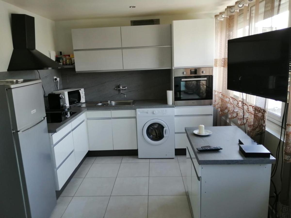 Location D'Appartement Entierement Meuble Pres De Geneve آنماس المظهر الخارجي الصورة